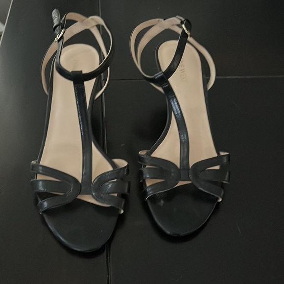 2” BLACK HEELS LIKE NEW NINE WEST DRESS SHOES - Picture 2 of 4